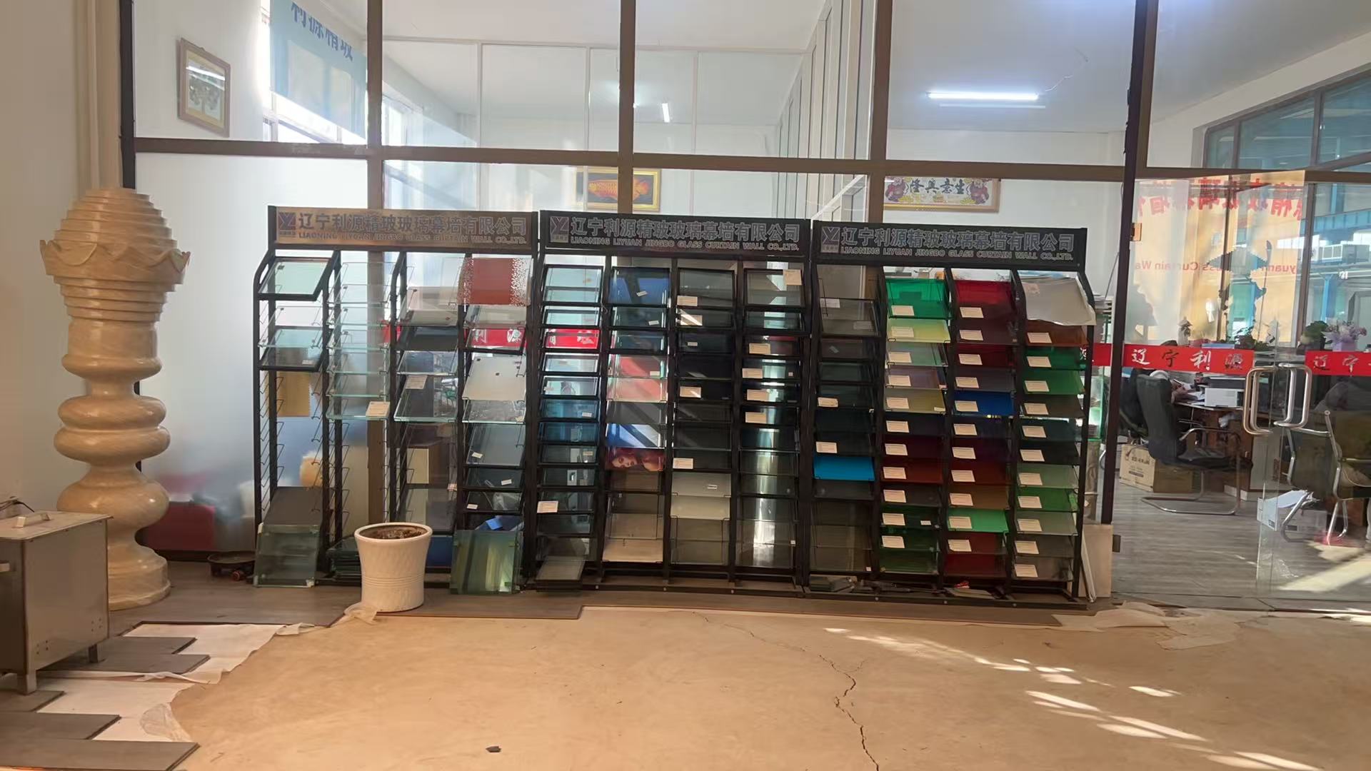 岳阳市工程玻璃批量采购隔热玻璃 - 价格